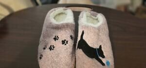 Kooba Women’s Slippers Size S 5-6 Pink Scottie Dog Paw Print Fleece Lined